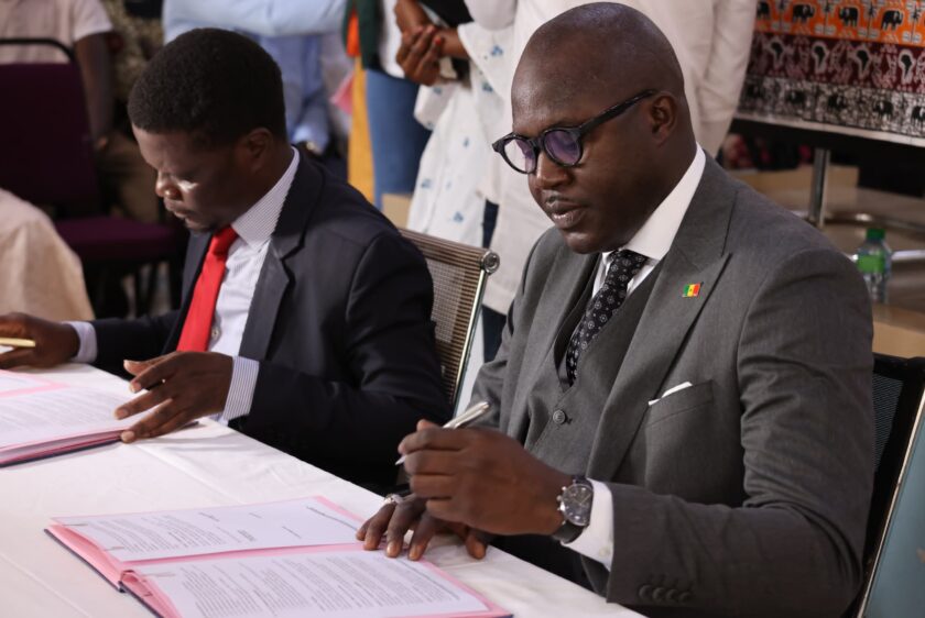 Convention de partenariat stratégique Mairie de Ziguinchor et SONAGED S.A